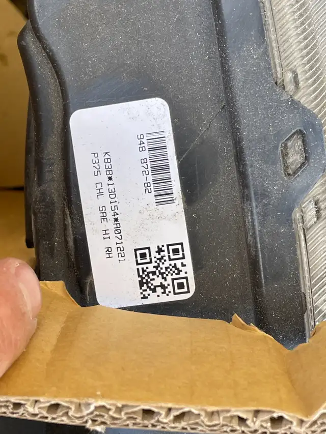 Ford XLT Lariat 2021 Passenger Headlight in Other in Edmonton - Image 5