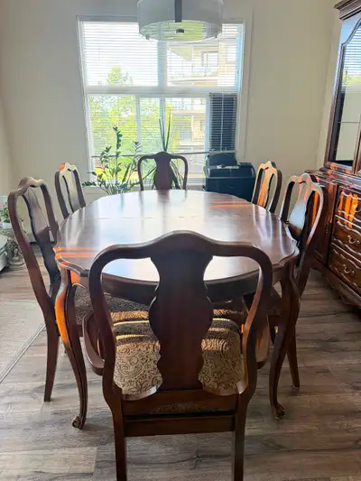 REDUCED! MOVING SALE Beautiful Dining Room Table, View more