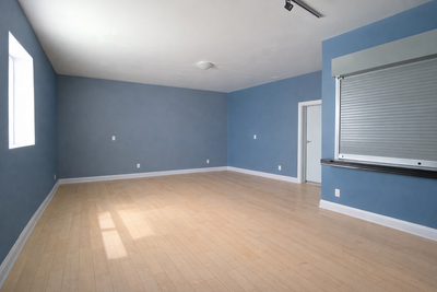 Office space for lease at 33 Villiers St, Toronto in the Port Lands. Approx. 540 sq ft, 10 ft ceilin...