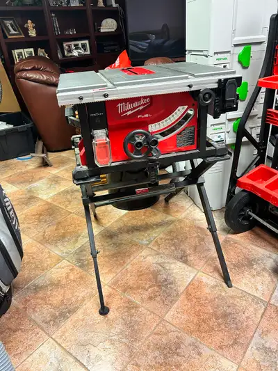 Milwaukee M18 FUEL Brushless Cordless table saw 2736-20, View more