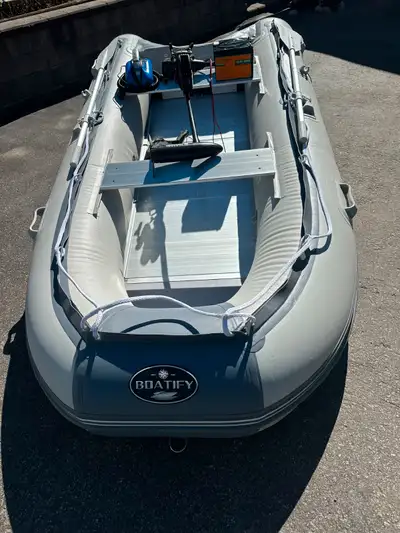 Boat has an aluminum floor. In good condition. Taken out on lake twice since owning it. Included in...
