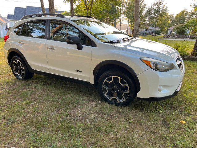 2015 Subaru Cross Trek in Cars & Trucks in Miramichi - Image 2