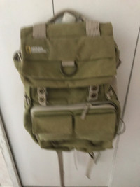 NATIONAL GEOGRAPHIC BACKPACK