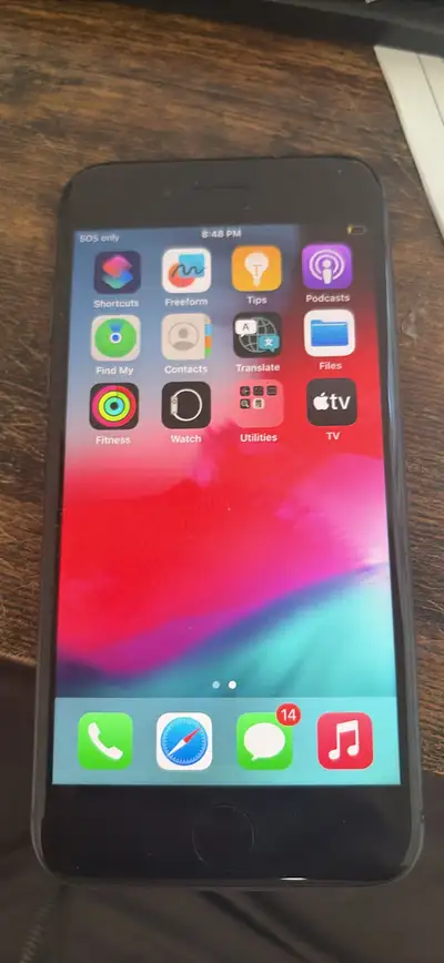 iPhone 8 - 100% - Comme neuf, View more