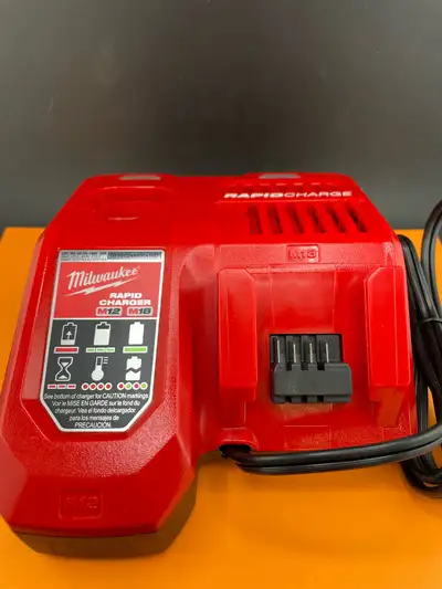 Milwaukee Rapid Charger 48-59-1808 Like New, View more