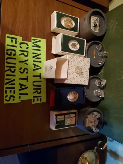 Miniature crystal figurines, View more