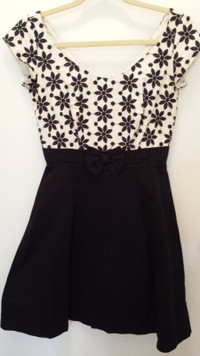 Heartbreaker  Haute Fashion Black Daisy Dress