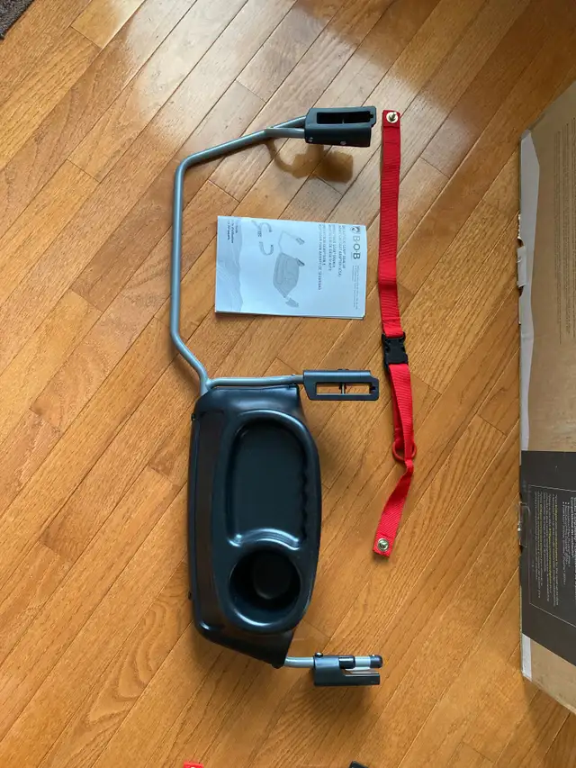 BOB Duallie Infant Car Seat Adapter in Strollers, Carriers & Car Seats in London - Image 5