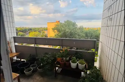 Room Available in 2 Bedroom Apartment – Near St. Vital Mall ️available from 1 June ✨ 1 unfurnished r...
