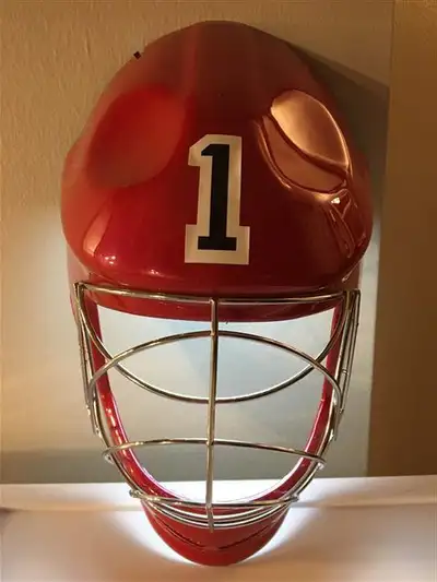 Hockey mask wall mounted battery operated nite light, View more