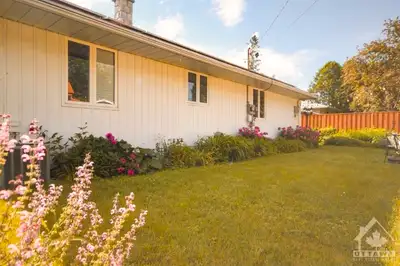 4 bedroom unit for rent, great neighborhood, good school