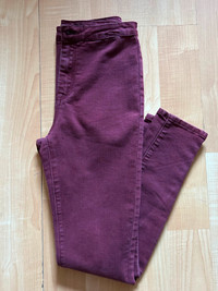 Forever 21 Stretch Skinny jeans $10, size 26, burgundy