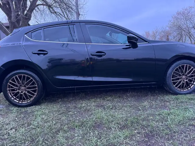 2018 MAZDA MAZDA3445588618389104643