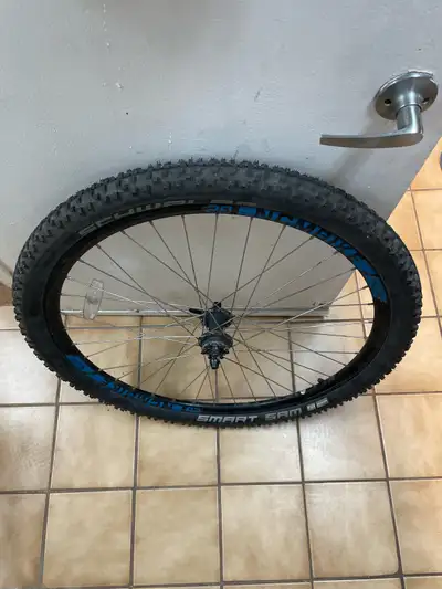 das kit parts and tires, View more