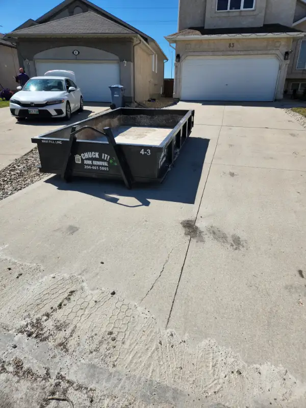 Chuck It! Professional Junk Removal and Bin Rentals 204-461-586562863234627714123