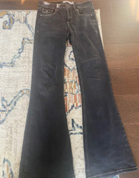  LOW RISE FLARE JEANS