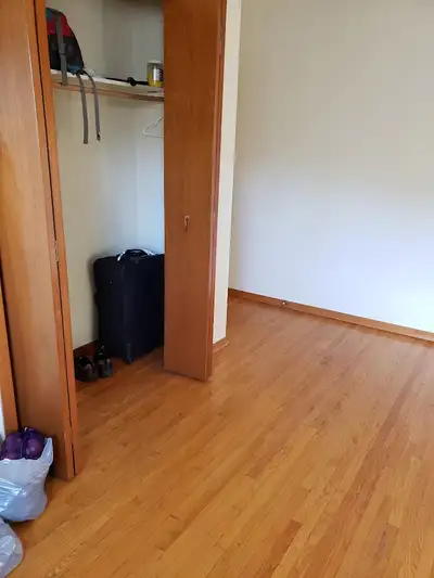 Room for rent on sharing basis in HUMBERWOOD