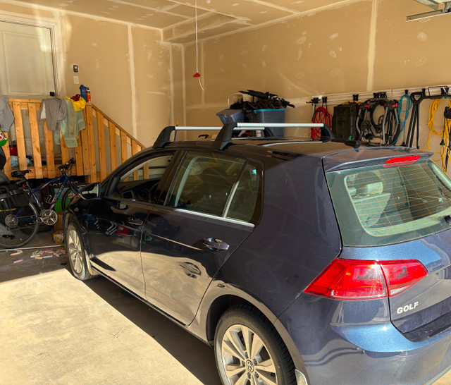 2017 Volkswagen Golf for sale in Cars & Trucks in Edmonton - Image 2
