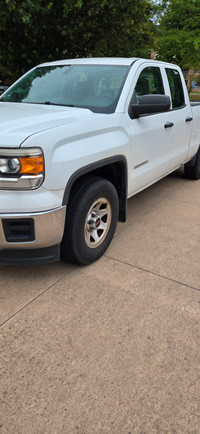 2015 GMC Sierra 1500.