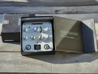 Fishman Aura Spectrum DI Pedal, View more