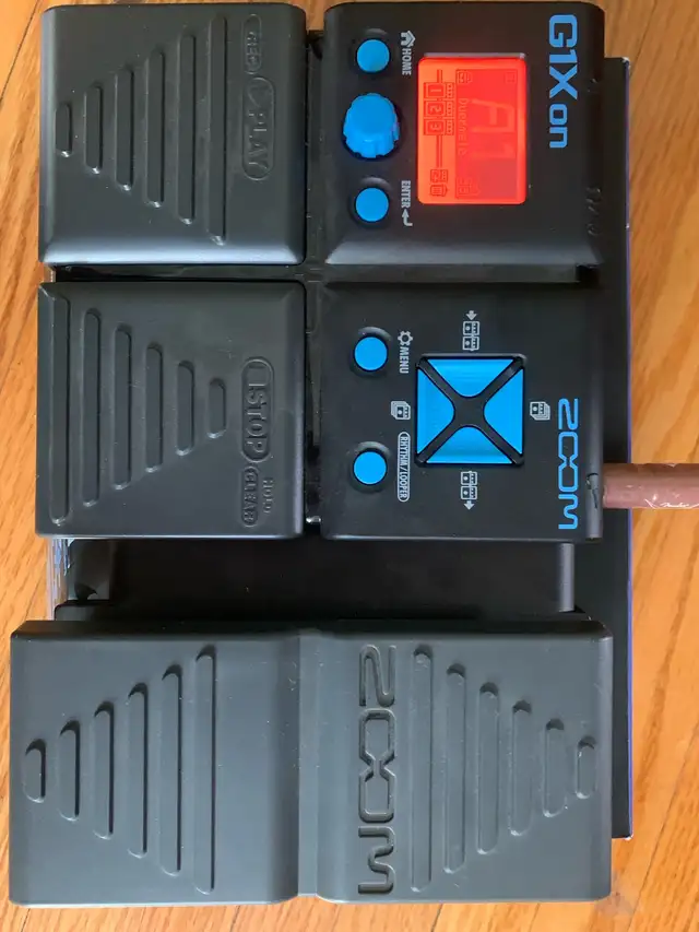 ZOOM - EFFECTS PETAL in Amps & Pedals in Kingston - Image 4