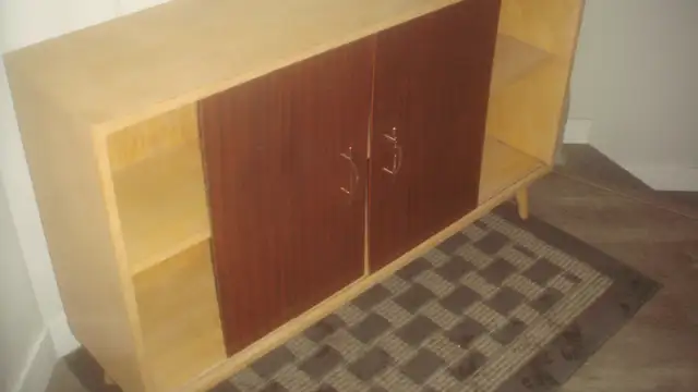 CABINET_MID CENTURY(MCM)/VINTAGE DISPLAY CABINET in Hutches & Display Cabinets in Edmonton - Image 8