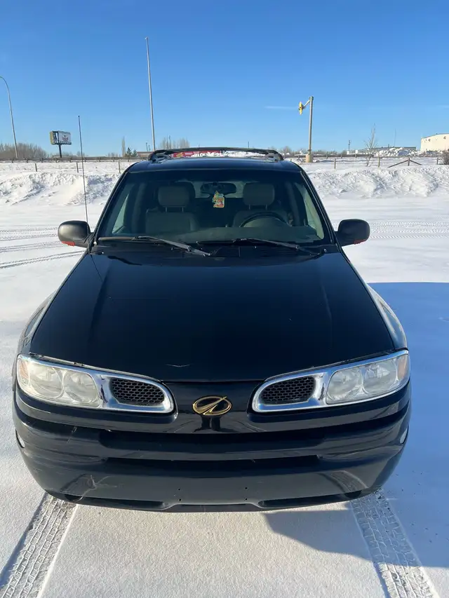 2003 Bravada in Cars & Trucks in Grande Prairie - Image 3