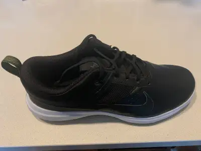 Ladies Nike Golf Shoes Size 6.5, View more