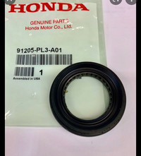 Honda left shaft seal 91205-PL3-A01