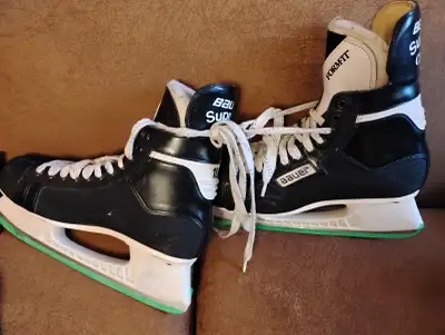 Men's skates., View more