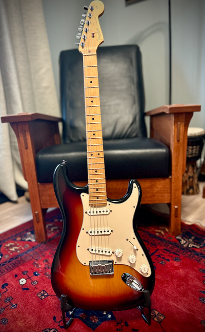 76 ads for fender american stratocaster in Guitars in Ontario
