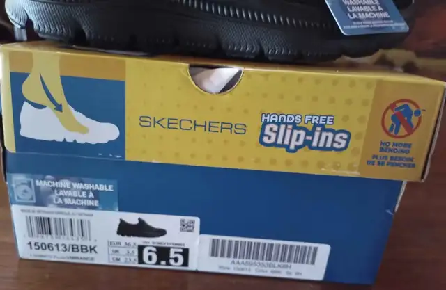 Women's Skechers Slip-Ins in Women's - Shoes in Kitchener / Waterloo - Image 3