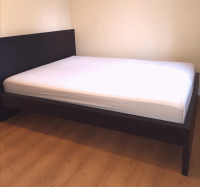 Queen Bed Set for $400