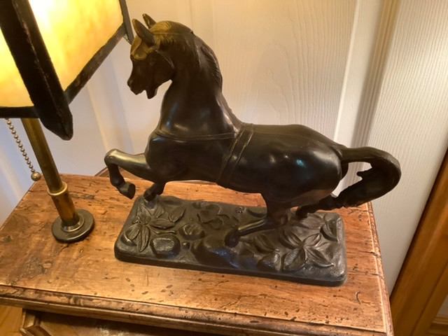 Vtg Arts & Crafts Slag Glass Brass and Metal Horse Lamp in Indoor Lighting & Fans in Belleville - Image 2