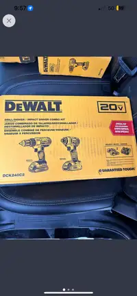 Dewalt drill & driver kit -NEW