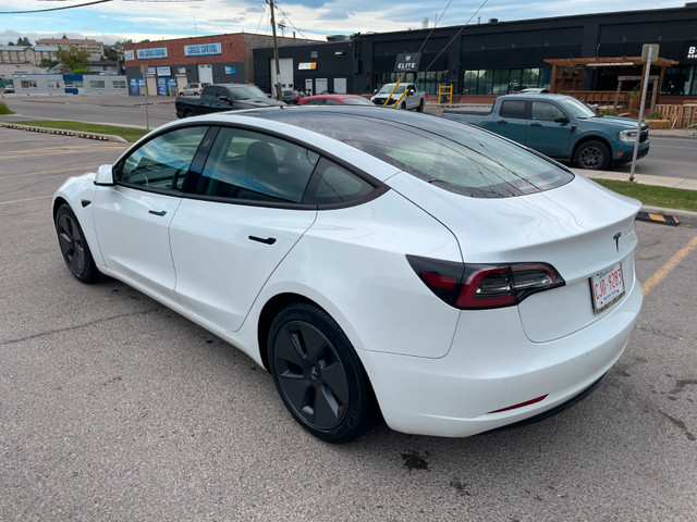 2021 Tesla Model 3 Standard Range RWD in Cars & Trucks in Calgary - Image 4