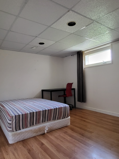 - One spacious basement room - Available January 1, 2026 - Close to Trent U, bus stops in front of t...