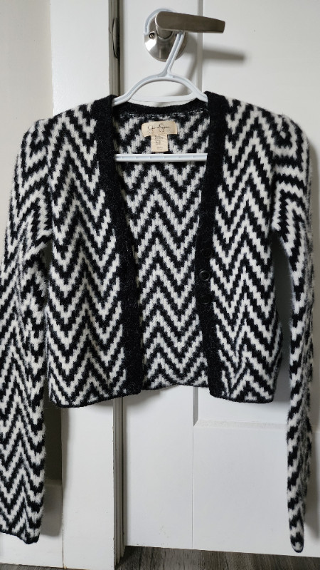 Cropped Cardigan - Size XS in Women's - Tops & Outerwear in Brantford