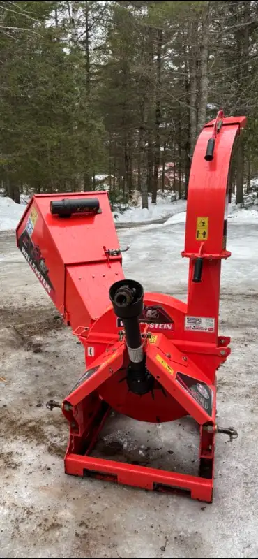 Déchiqueteuse à bois (wood chipper), View more