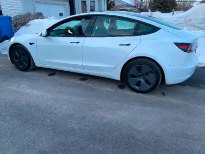 Tesla modèle 3,  2023