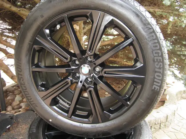 Next to new BMW X5 X6 OEM 20" black summer wheel set style 748M in Tires & Rims in Oakville / Halton Region - Image 7