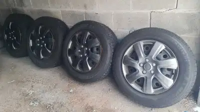 Nice Set Of 4, Low Kilometers, Michelin Winter Tires 225/65/17 On 5x114.3 Steel Wheels, Alternate Si...
