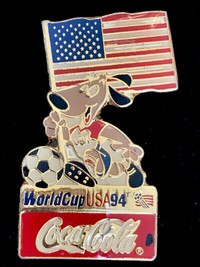 Soccer Pin World Cup USA 1994 Coca Cola Mascot Lapel Hat Pin
