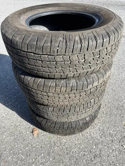 265/70/18 Michelin LTX Trail all terrain tires with 1 season of use on 2024 Toyota Tundra. Tires hav...