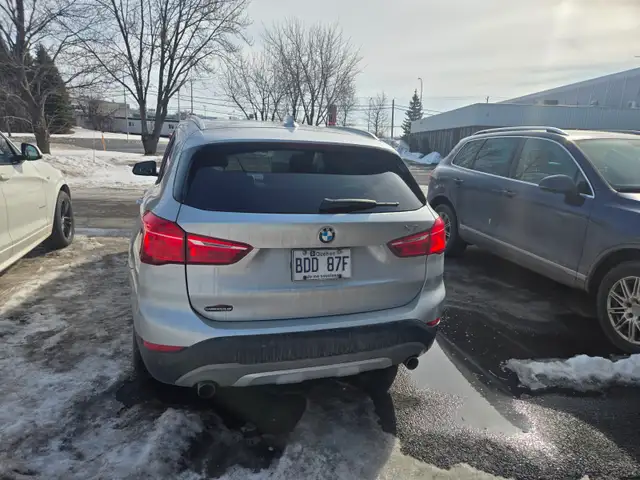 BMW X1 28i 2017529384609877207046