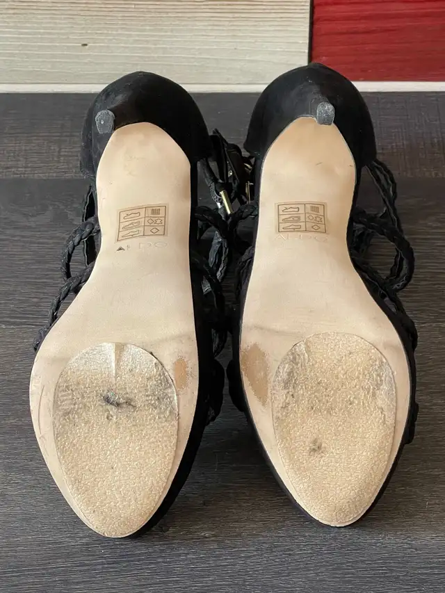 ALDO - Women’s 8 - High Heels • Gorgeous Leather Heels in Women's - Shoes in Kitchener / Waterloo - Image 11