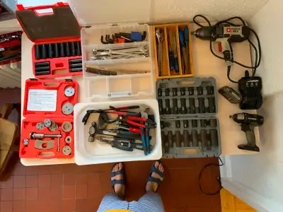 Mechanic / DIY Tool Bundle – Power Tools, Jack Stands, Socket Sets, Compressor Large bundle of mecha...