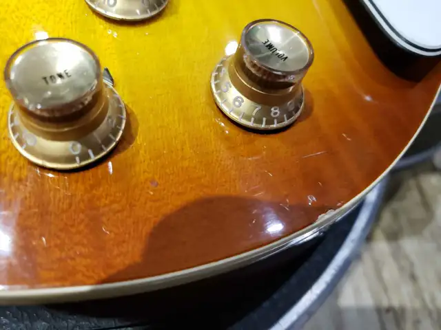 1975 Ibanez les paul, pre-lawsuit era. Original case, great cond in Guitars in Mississauga / Peel Region - Image 10