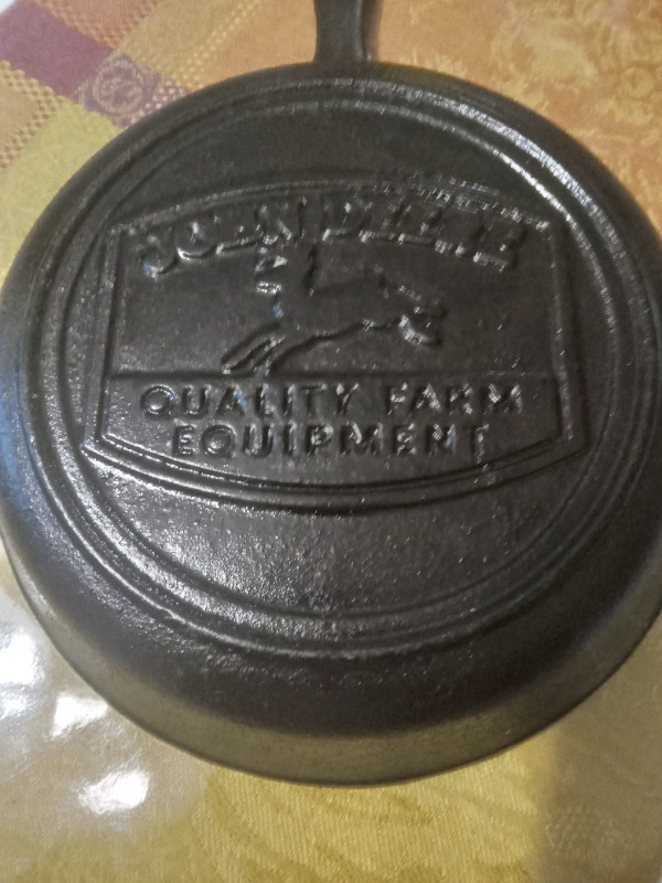 John Deere Cast Iron Skillet 8 Inch Diameter in Arts & Collectibles in St. Catharines