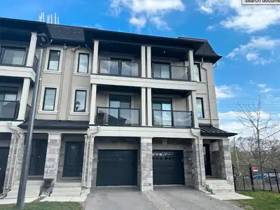 FOR RENT - TOWNHOUSE IN Mississauga